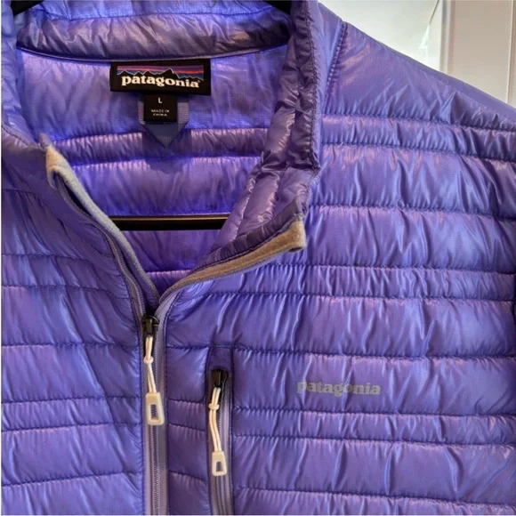 Patagonia Women's Puffer Jacket Size L - Picture 4 of 9